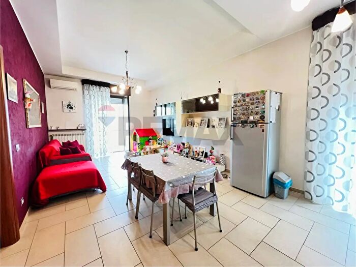 Appartamento trilocale in vendita in Via Antonio Marino, Caserta