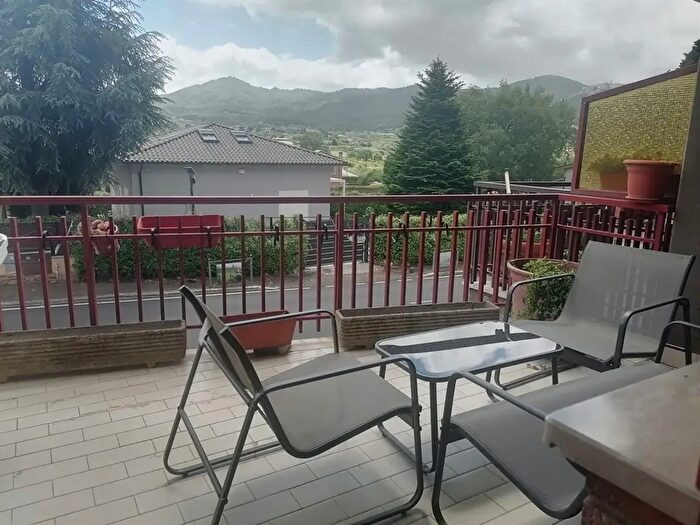 Appartamento con 5 locali in vendita in Via Frascati, Colonna