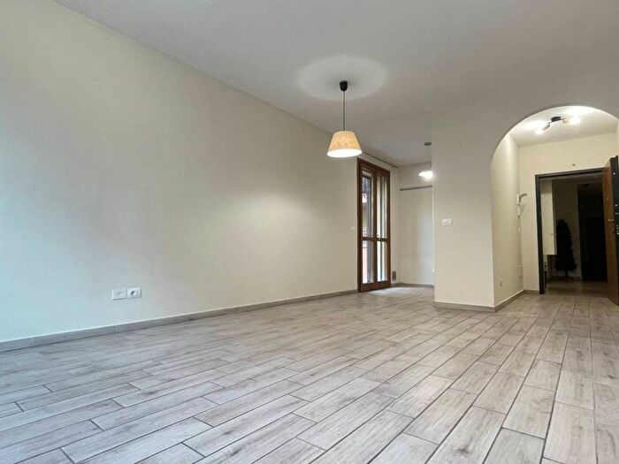 Appartamento trilocale in affitto in Via Alessandro Manzoni, Via Romana, Arezzo