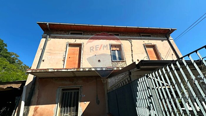 Casa con 5 locali in vendita in Contrada Collemarino, Miglianico