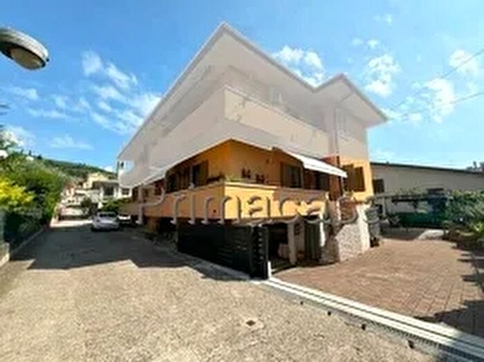 Appartamento con 6 locali in vendita in Via, Monteforte DAlpone