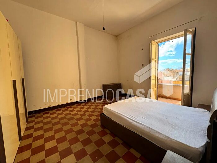 Appartamento bilocale in vendita in Corso Tuköry, Palermo