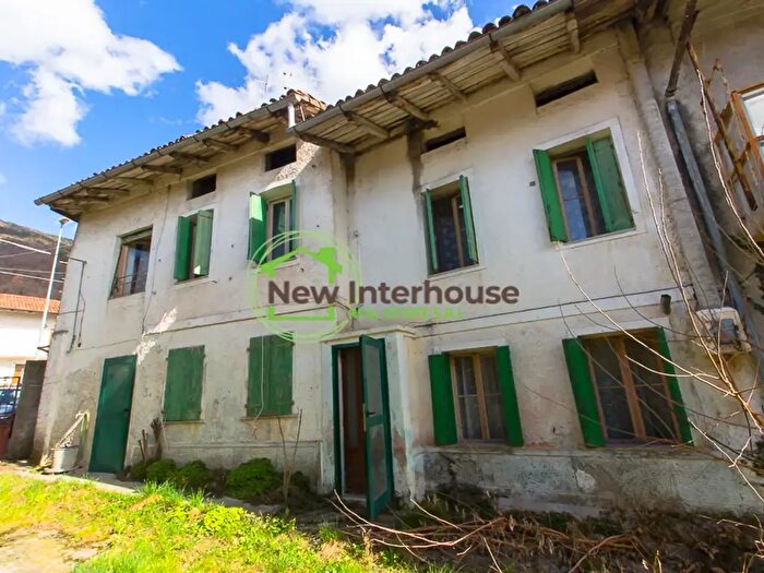 Appartamento con 8 locali in vendita in Via Angelo dal Mistro, Maniago
