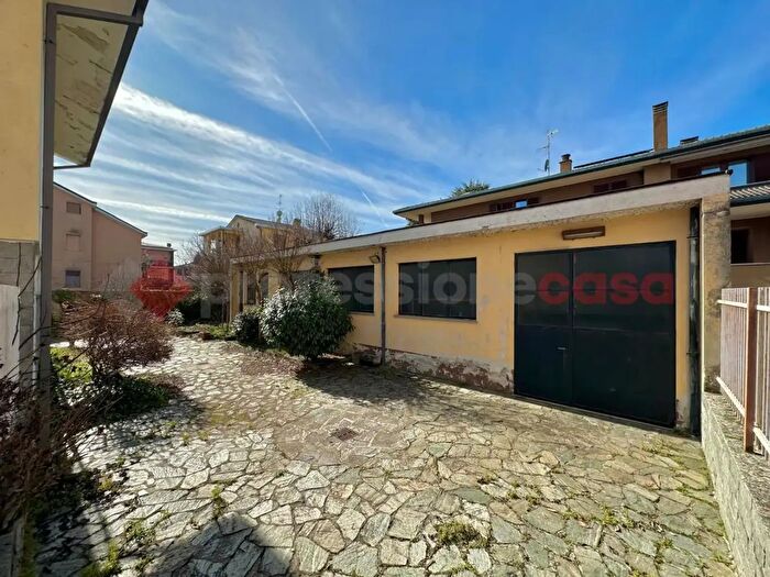 Case in Vendita e in Affitto - 3