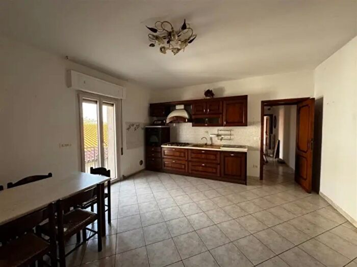 Appartamento quadrilocale in vendita in Via dei Marsi, Castel Frentano