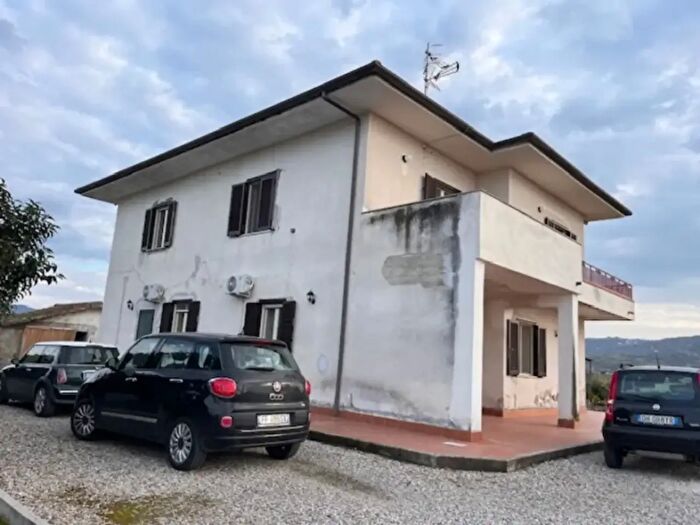 Appartamento con 5 locali in vendita in Capaccio