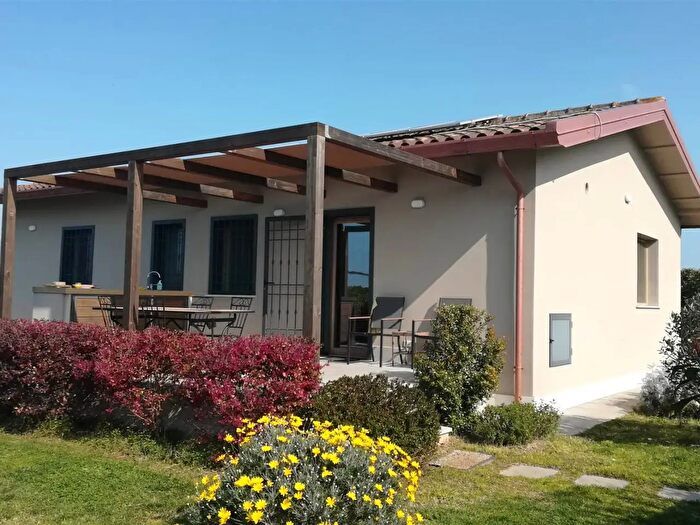 Casa con 6 locali in vendita in San Felice Circeo