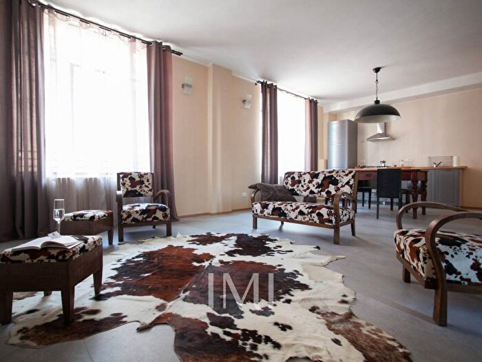 Appartamento bilocale in affitto in Via Francesco Brioschi, Corso San Gottardo, Milano