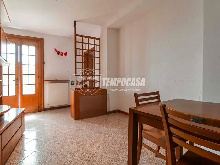 Appartamento bilocale in vendita in Via per Brunate, Como