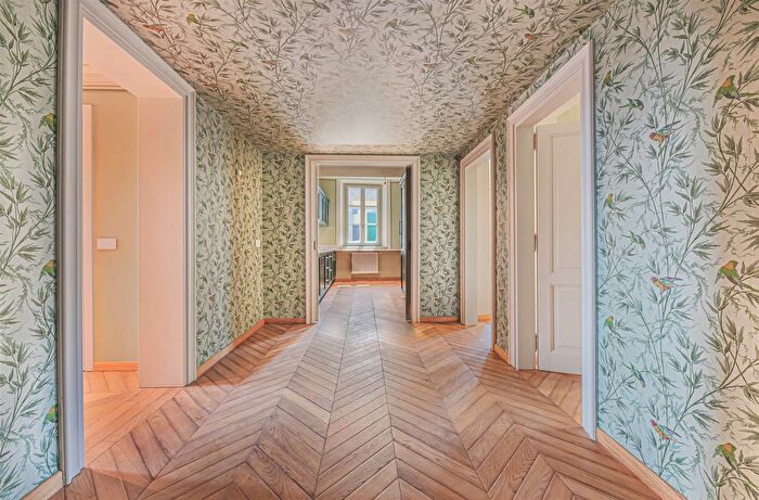 Appartamento con 5 locali in vendita in Firenze, Firenze