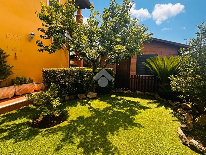 Casa con 7 locali in vendita in Via Bartolomeo Nogara, Roma