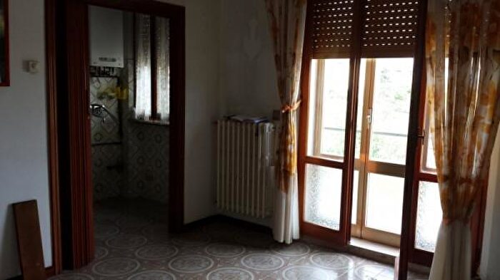 Appartamento con 6 locali in vendita in Corso Umberto, Castelplanio