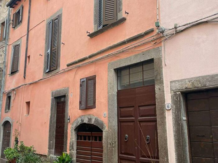 Appartamento trilocale in affitto in Via Ariosto, Centro, Vitorchiano