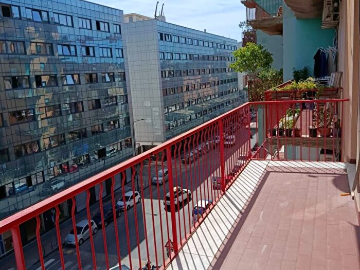 Appartamento trilocale in affitto in Via Diocleziano, Fuorigrotta, Napoli