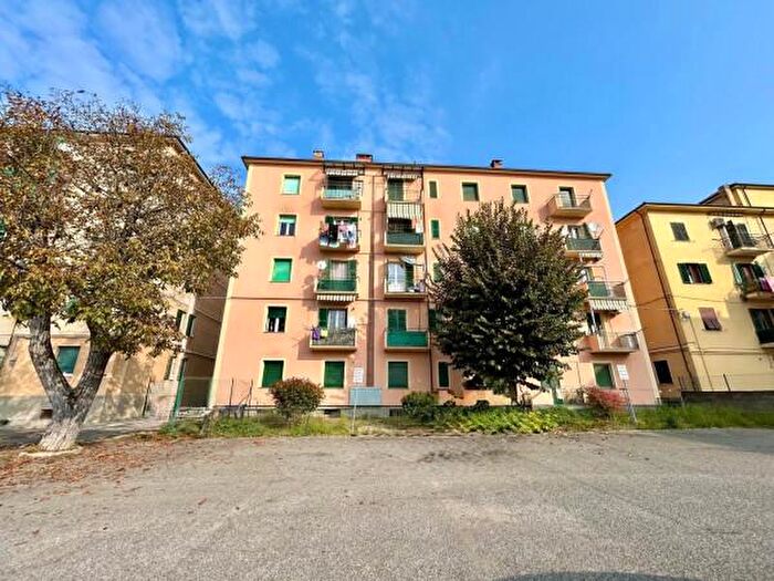 Appartamento quadrilocale in vendita in Via Moriondo, Acqui Terme