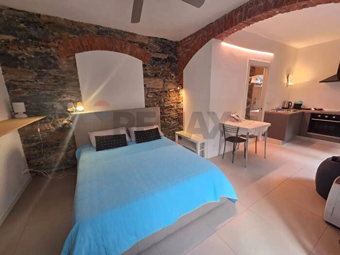 Appartamento bilocale in vendita in Via Roma B, La Spezia