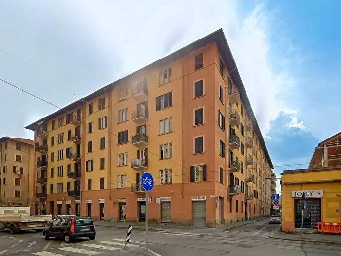 Appartamento trilocale in affitto in Via Alba, Lingotto, Torino