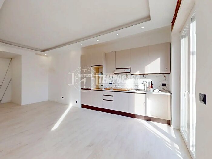 Appartamento trilocale in vendita in Viale Industria, Bra