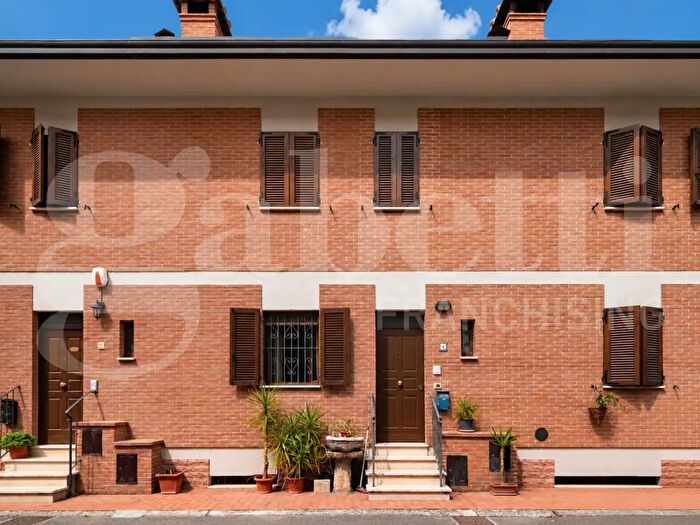 Casa quadrilocale in vendita in Via Lorenzo Perosi, Assisi