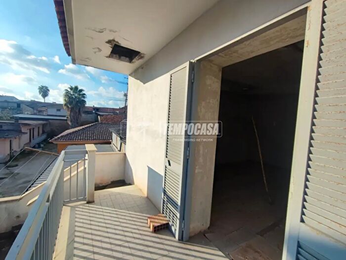 Appartamento con 5 locali in vendita in Via Silvio Gridelli, Aversa