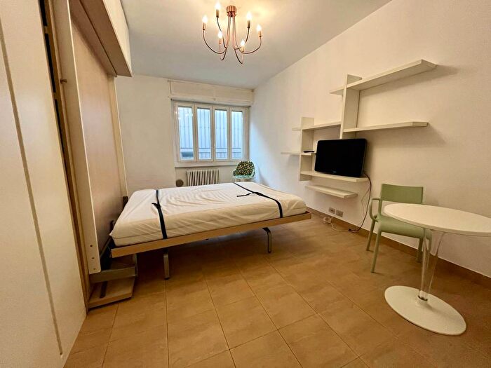 Appartamento monolocale in affitto in Via Luigi Calamatta, Porta Vittoria, Milano