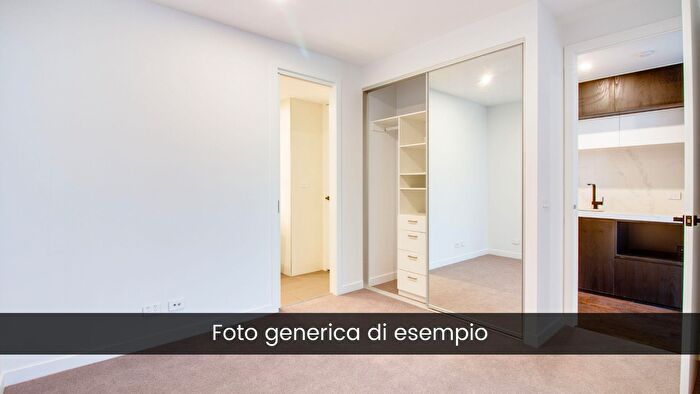 Appartamento con 8 locali in vendita in Contrada Rocchi Snc, Rende