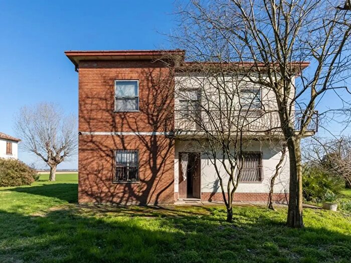 Casa in vendita in Via Stradello di Sotto, Bagnacavallo