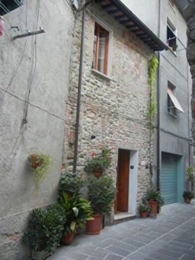 Casa quadrilocale in vendita in Via Ernesto Guevara, Piegaro