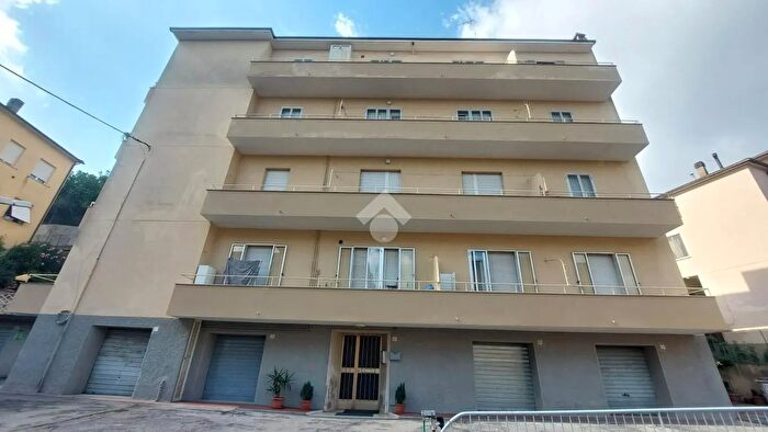 Appartamento quadrilocale in vendita in Via Pestalozzi, Perugia