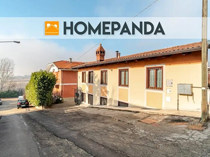 Appartamento quadrilocale in vendita in Vicolo Salzea, Trofarello