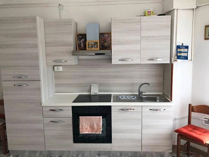 Appartamento bilocale in affitto in Viale Litoraneo, Marinella, Sarzana