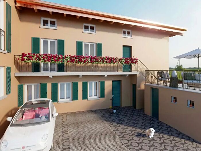 Appartamento bilocale in vendita in Via Visconti, Galbiate