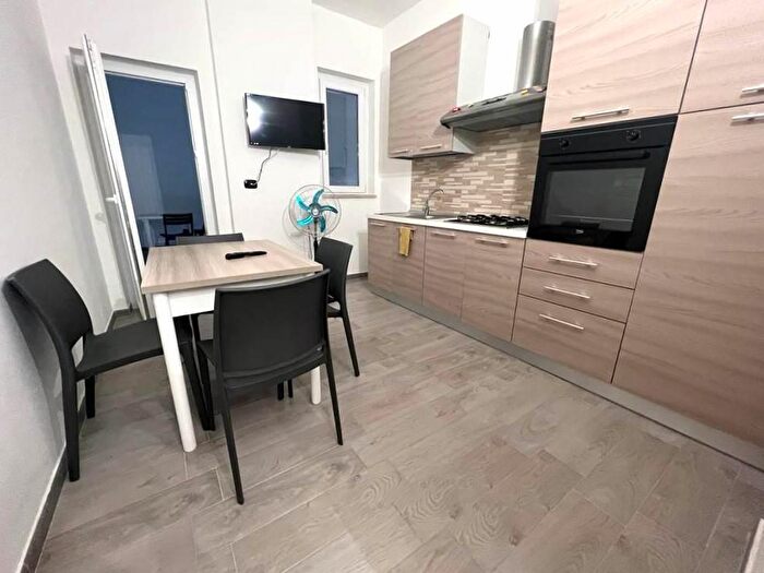 Appartamento quadrilocale in vendita in Staletti