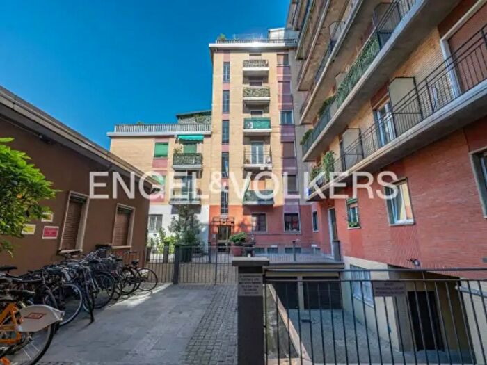 Appartamento bilocale in vendita in Via Flumendosa, Milano
