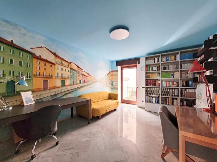 Appartamento trilocale in vendita in Via Roma, Riva Del Garda