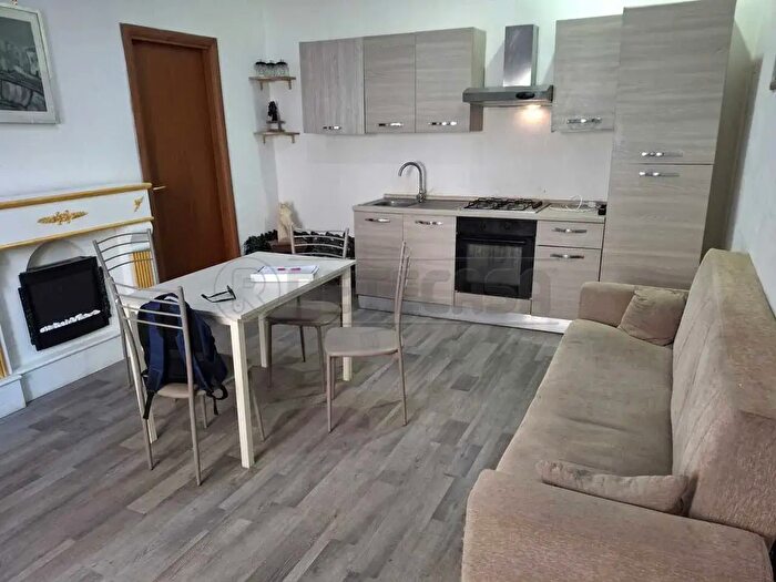Casa quadrilocale in vendita in Via Epicarmo, Siracusa