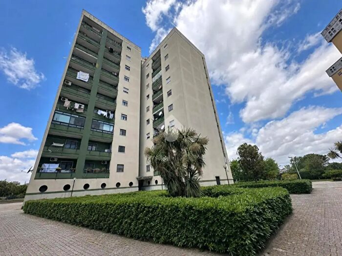 Appartamento quadrilocale in vendita in Via Pio La Torre, Acerra