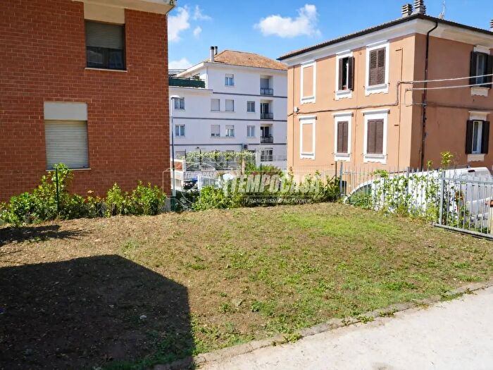Appartamento trilocale in vendita in Via Carisio Ciavarini, Ancona