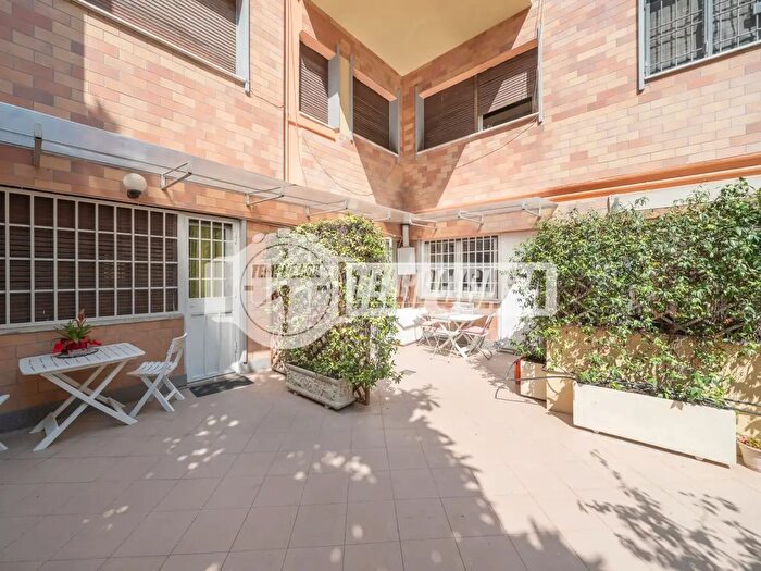 Appartamento quadrilocale in vendita in Roma