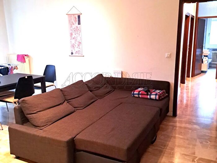 Appartamento con 5 locali in affitto in Padova