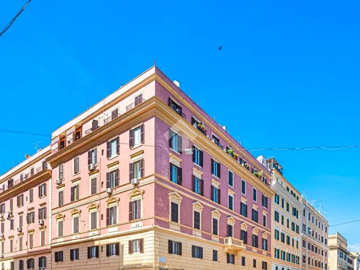 Appartamento bilocale in vendita in Via Candia, Roma