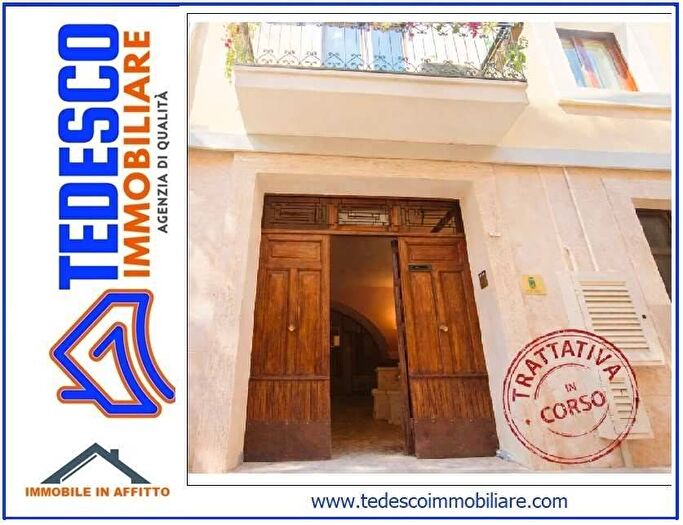 Appartamento con 6 locali in affitto in Corso Dante, Centro Storico, Benevento