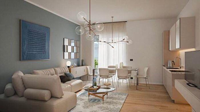 Appartamento trilocale in vendita in Via Trento, Lissone