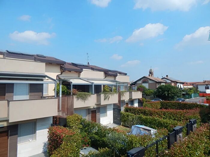Casa quadrilocale in vendita in Via per Curnasco, Bergamo