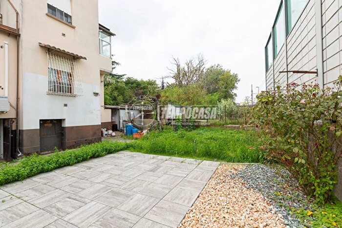 Appartamento con 5 locali in vendita in Pioltello