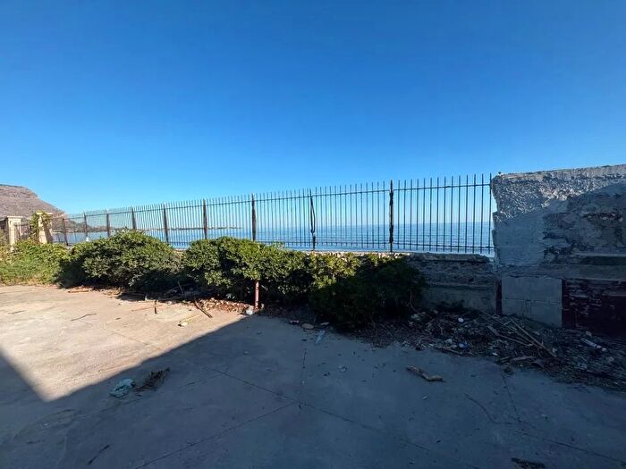 Casa con 6 locali in vendita in Carini