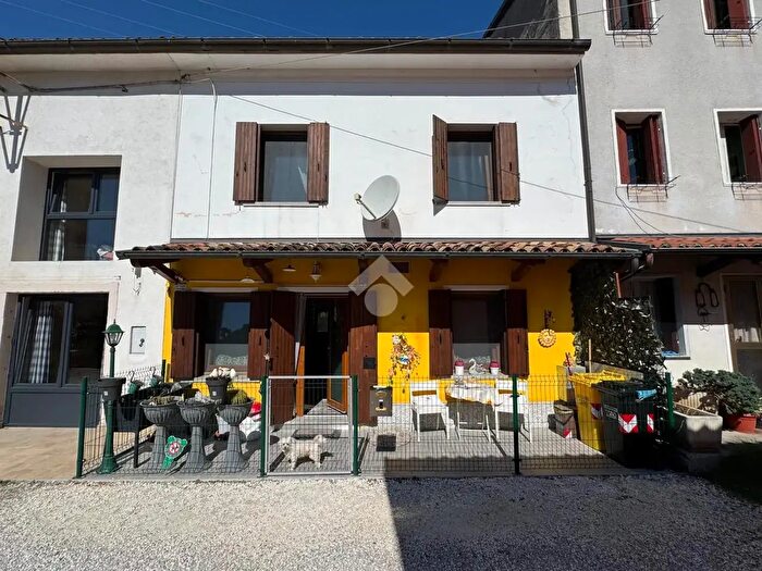 Casa con 5 locali in vendita in Via Savassa Alta, Vittorio Veneto