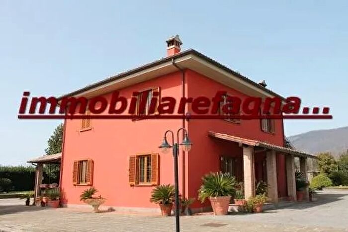 Casa con 7 locali in vendita in Via Acqua PalombaVelletri, Velletri