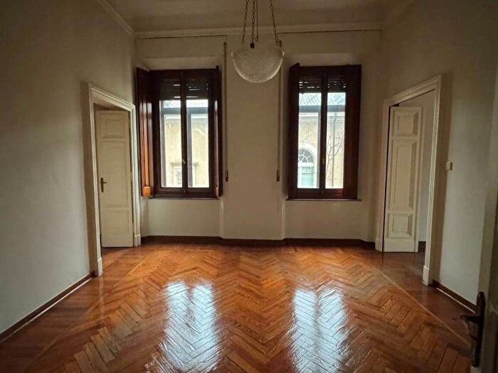 Appartamento con 6 locali in affitto in Centro Storico, Parma