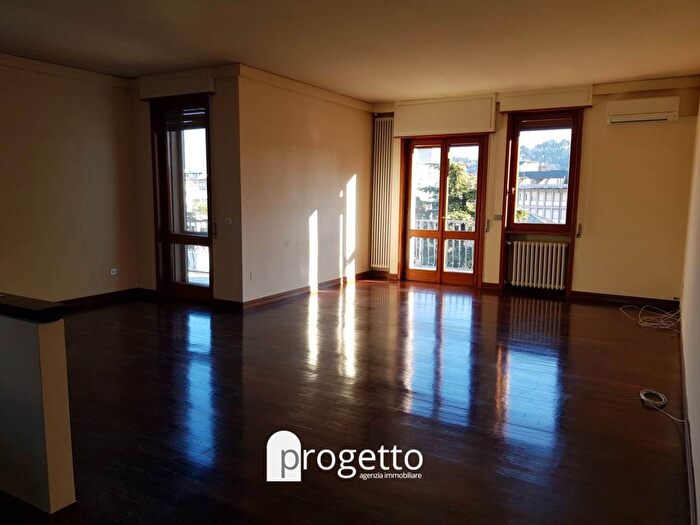 Casa con 6 locali in affitto in San Felice Teatro, Vicenza